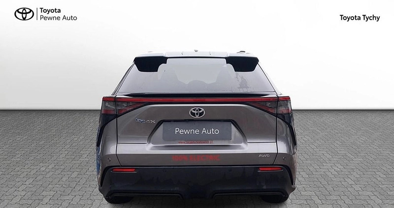 Toyota bZ4X cena 228900 przebieg: 1741, rok produkcji 2022 z Tychy małe 211